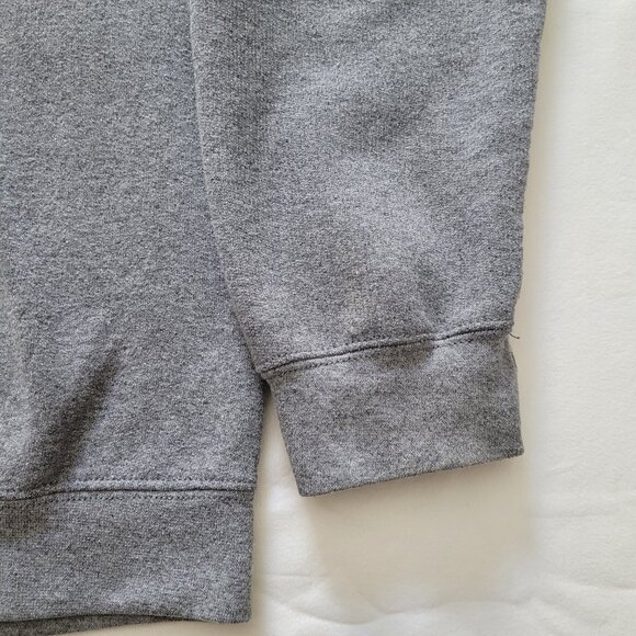 Harry Potter Crewneck Sweatshirt Hogwarts Alumni Gray Medium Academia Streetwear - Picture 3 of 9